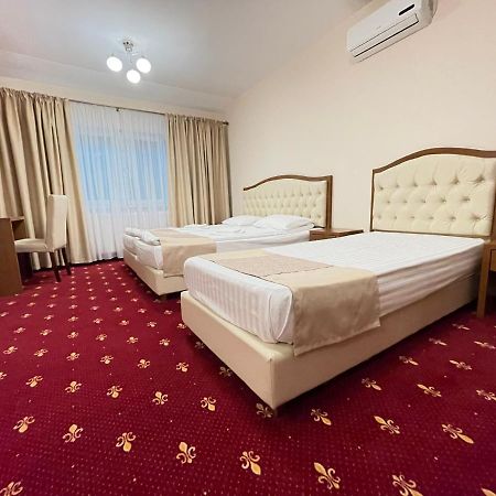 חונדוארה Hostel Paltinis מראה חיצוני תמונה