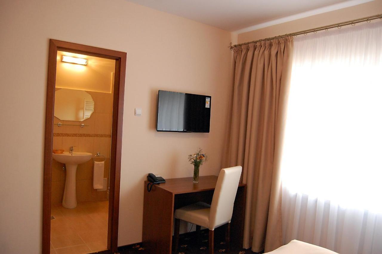 חונדוארה Hostel Paltinis מראה חיצוני תמונה