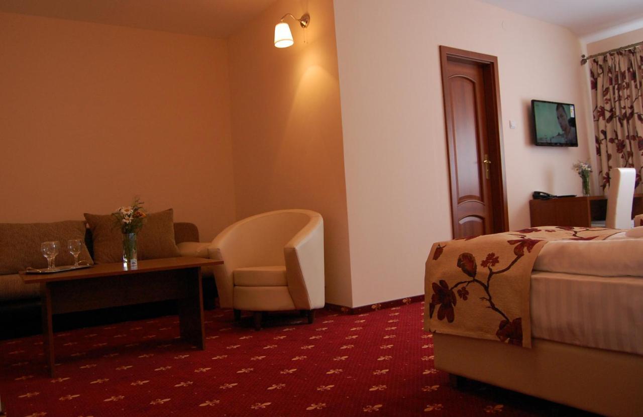 חונדוארה Hostel Paltinis מראה חיצוני תמונה