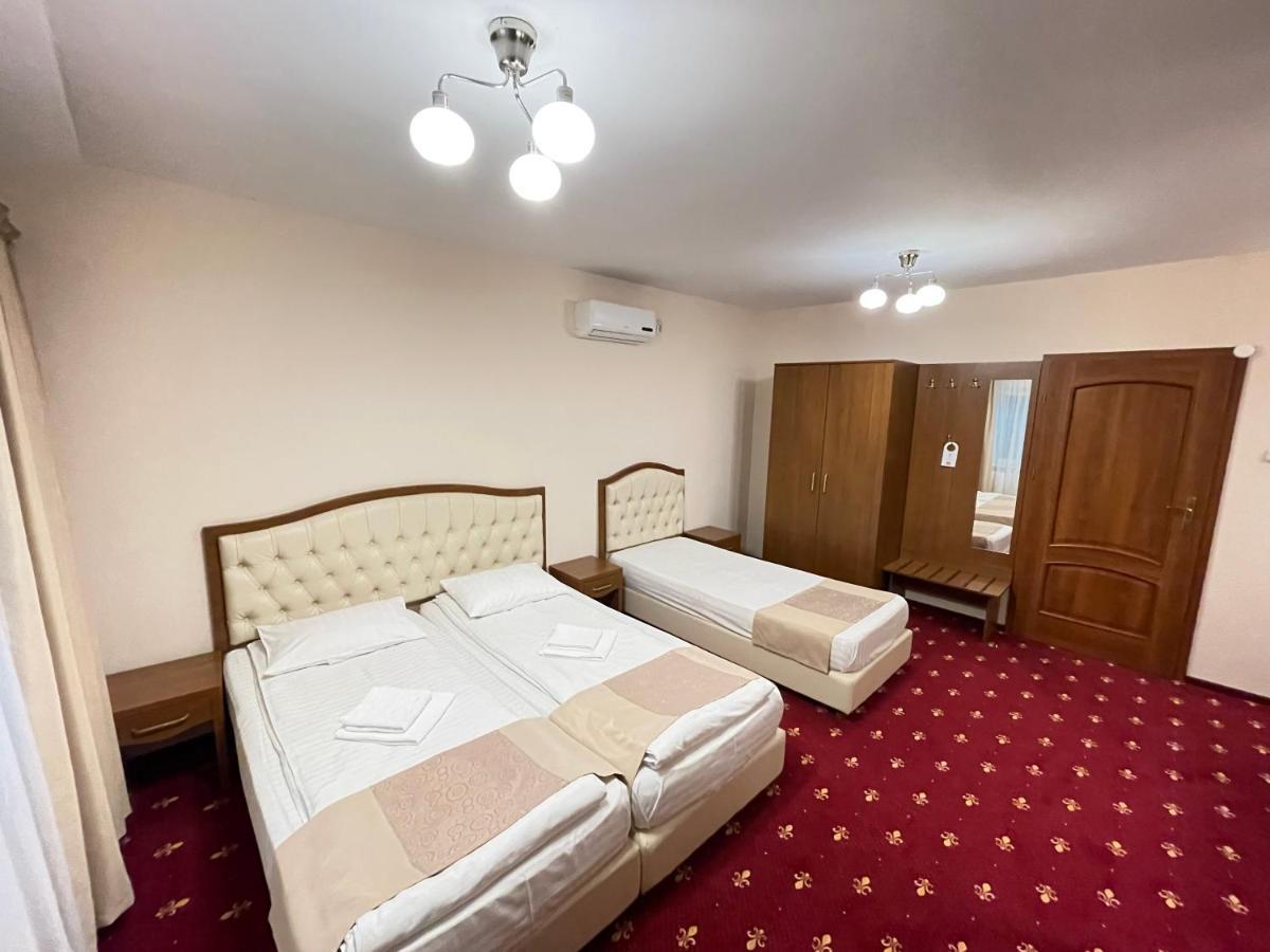 חונדוארה Hostel Paltinis מראה חיצוני תמונה