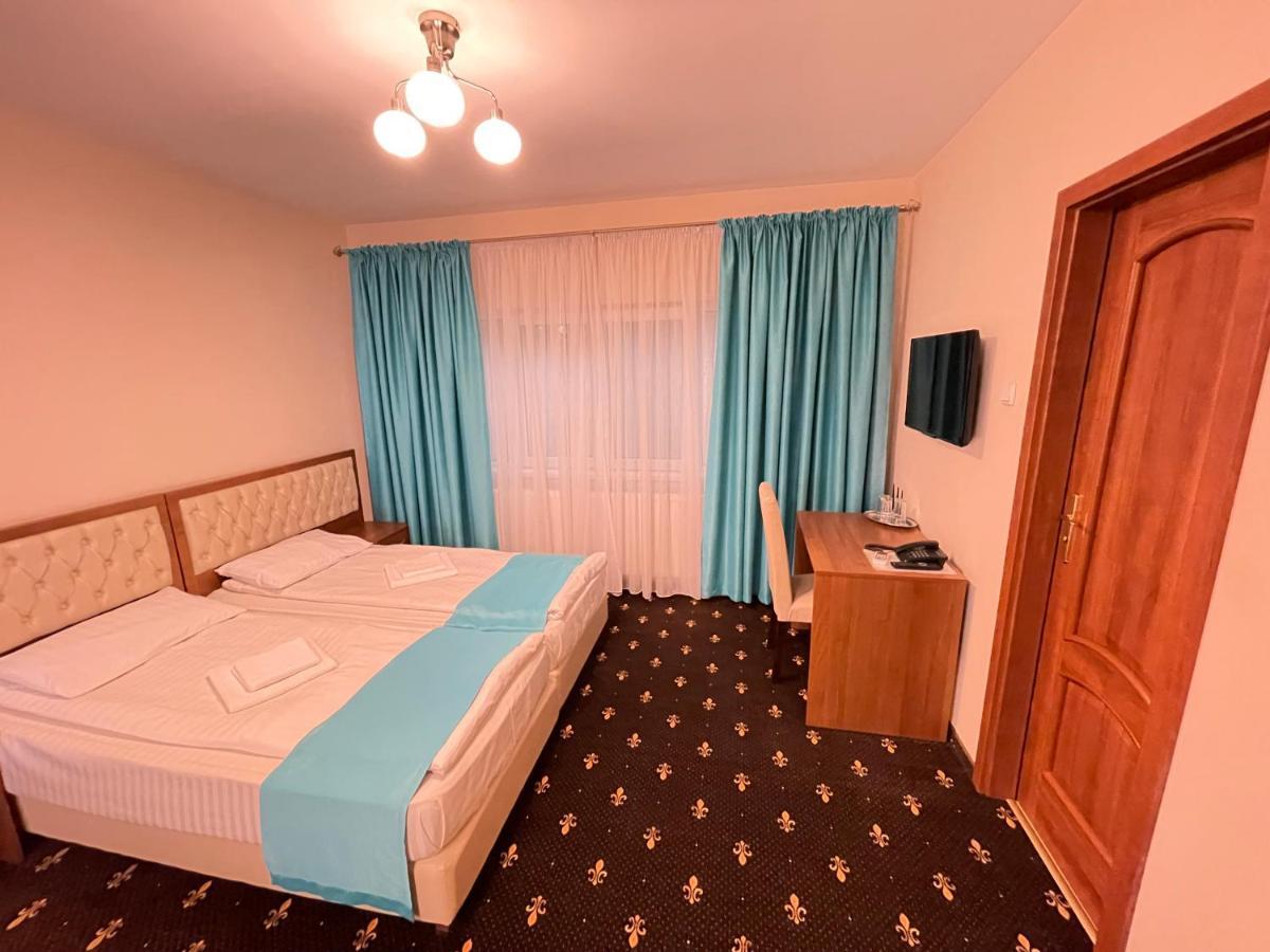 חונדוארה Hostel Paltinis מראה חיצוני תמונה