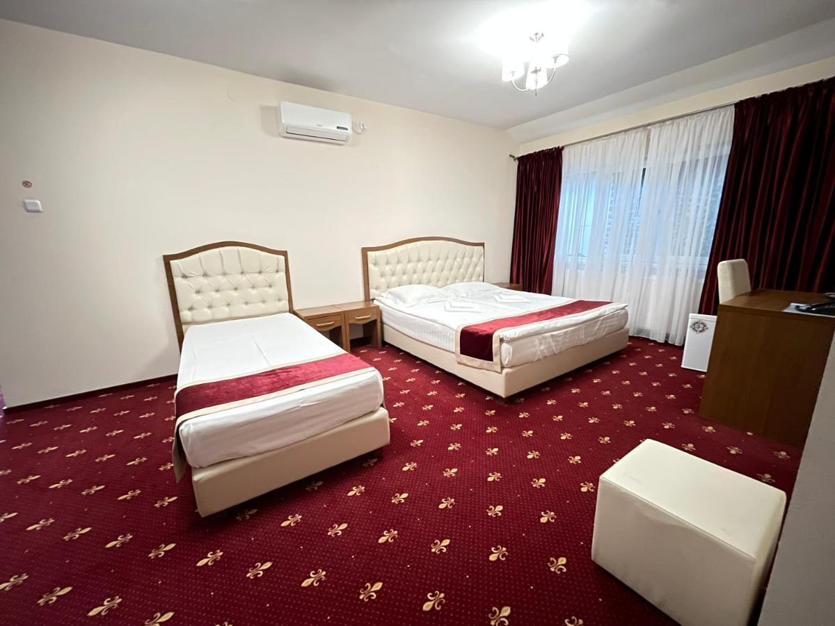 חונדוארה Hostel Paltinis מראה חיצוני תמונה