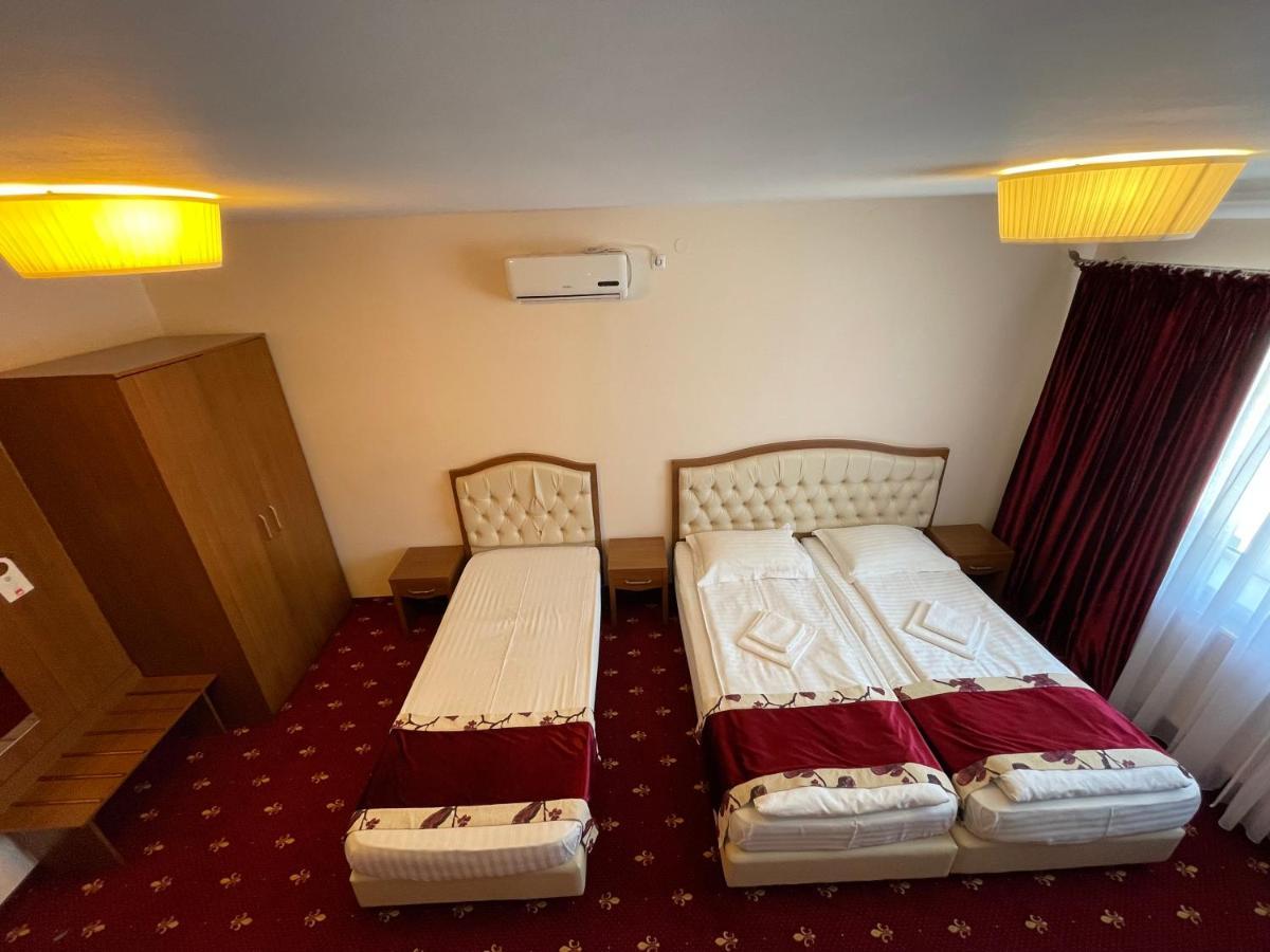 חונדוארה Hostel Paltinis מראה חיצוני תמונה