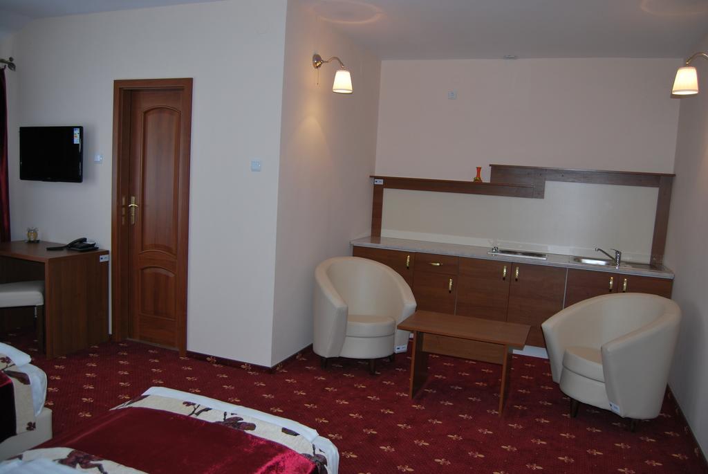 חונדוארה Hostel Paltinis חדר תמונה