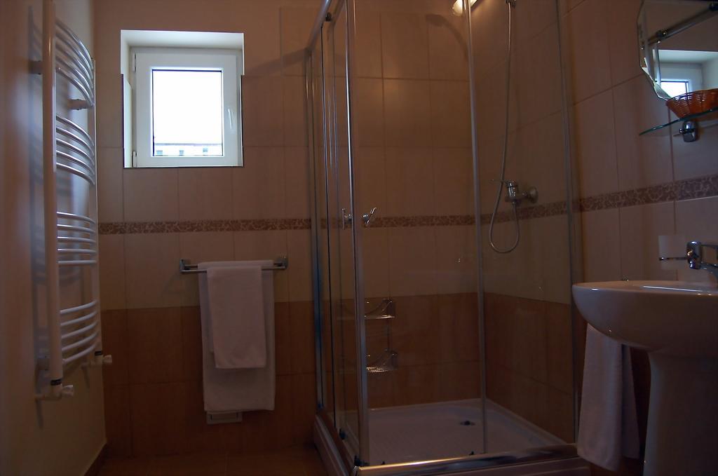 חונדוארה Hostel Paltinis חדר תמונה