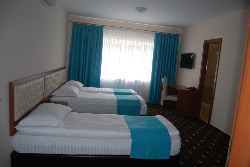 חונדוארה Hostel Paltinis חדר תמונה